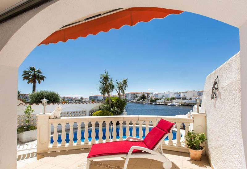 2009 Casa San Maurici Con Piscina By Homeselectspain エンプリアブラバ エクステリア 写真